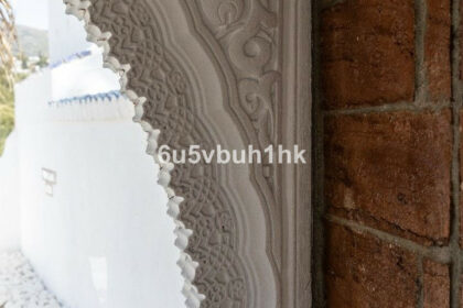 ec461836abe1b83a8e44b1a88b192177 - 20