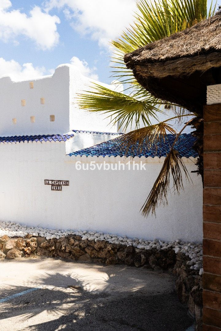 ec461836abe1b83a8e44b1a88b192177 - 36