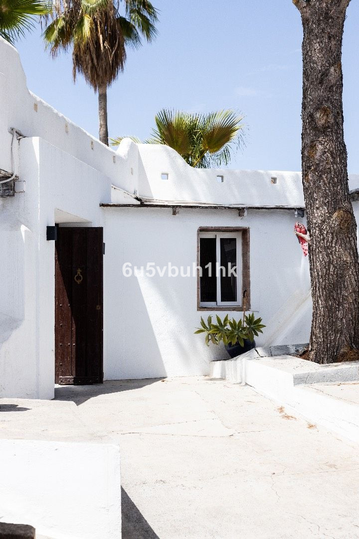 ec461836abe1b83a8e44b1a88b192177 - 4