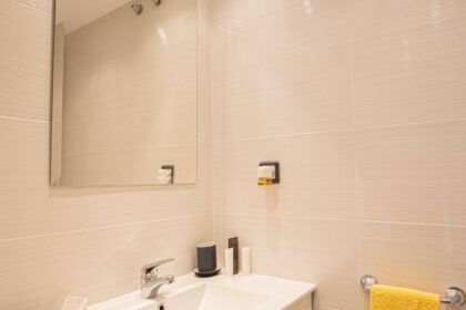 ec8499da42eac6b0cc99e0d82e235700 - 19