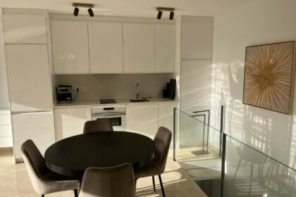 ec9a50abdd5eb2c2f73b156d80b9ecc6 - 11