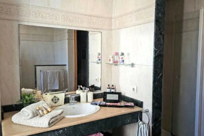 eccfc8dbc75f126e7325c6c04fb033c0 - 17