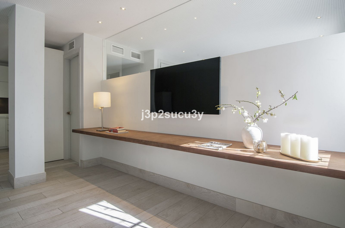 ed2ce0d1a90fb6c18a629be0cd6934bb - 11