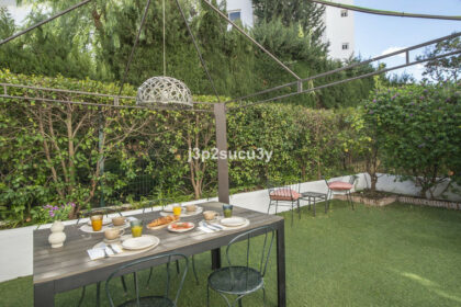 ed2ce0d1a90fb6c18a629be0cd6934bb - 14