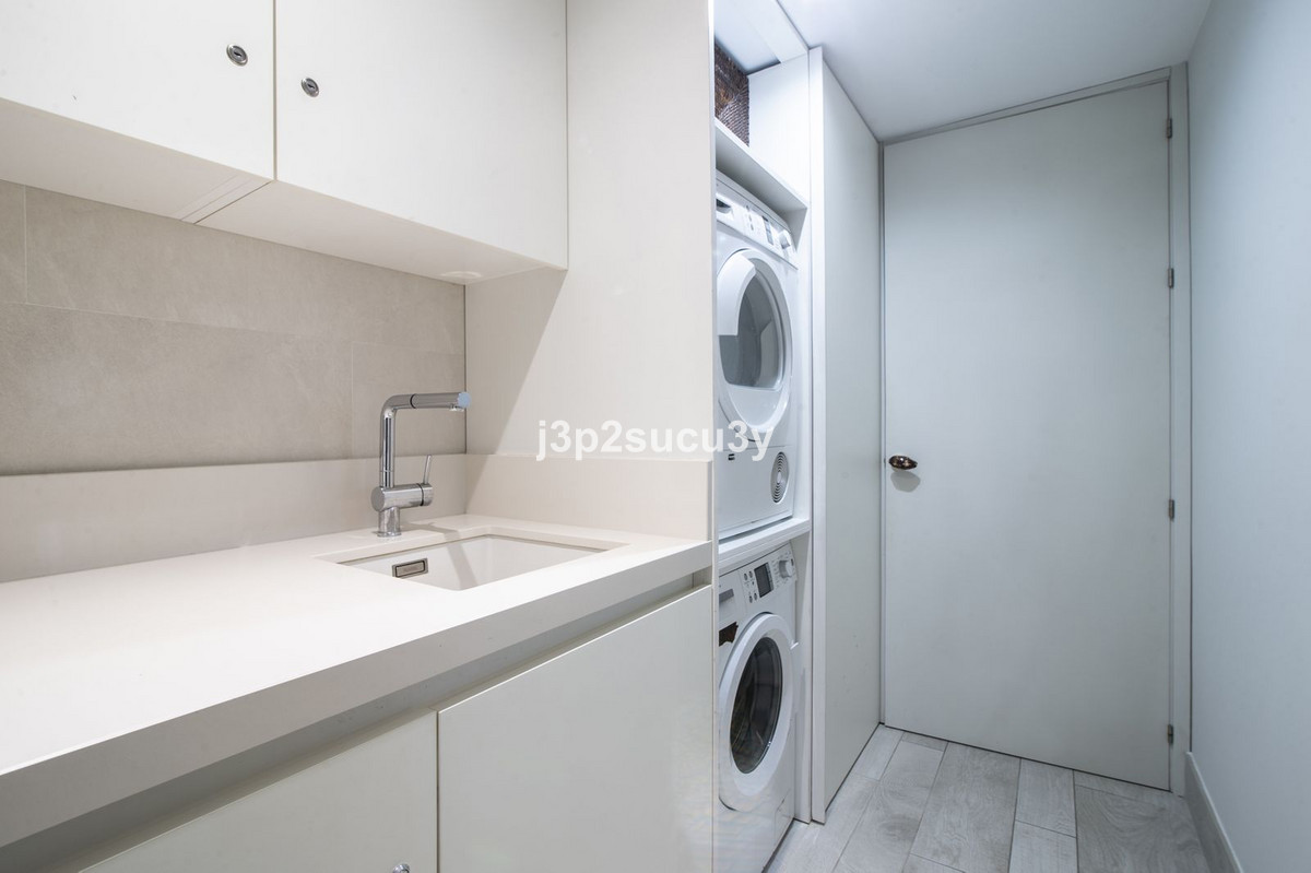 ed2ce0d1a90fb6c18a629be0cd6934bb - 22