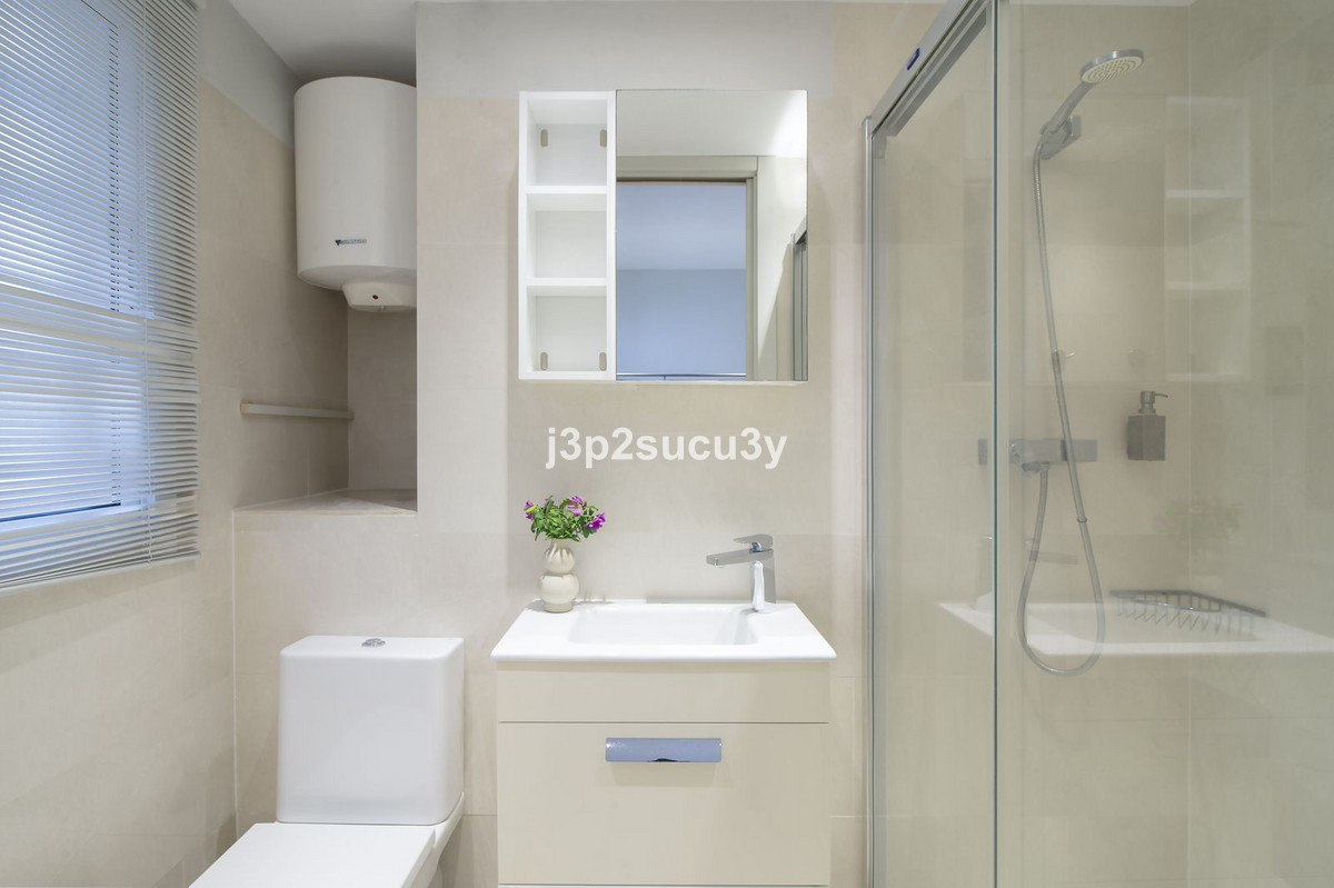 ed2ce0d1a90fb6c18a629be0cd6934bb - 24