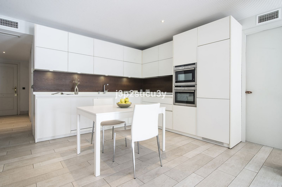 ed2ce0d1a90fb6c18a629be0cd6934bb - 5