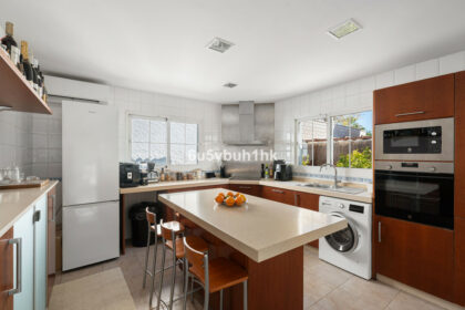 ed754a2d9dbc1389103713bb89654889 - 14