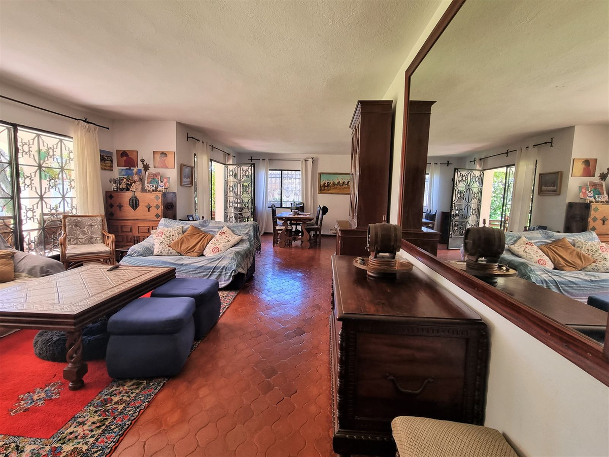 ed83f1e5398a8e057c25d97a568a0a7c - 9