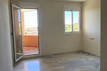 ee3671d97b1e6006828b6599f5f32d2d - 24