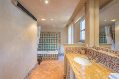 ef02d077fa60190898689dc215d3f46f - 26