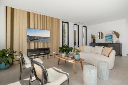 ef14b936478502183299908fb0911559 - 22