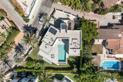 ef14b936478502183299908fb0911559 - 50