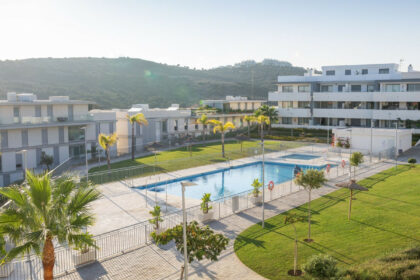 eff14d1206e45d8c3f1d91cb30e40da7 - 1