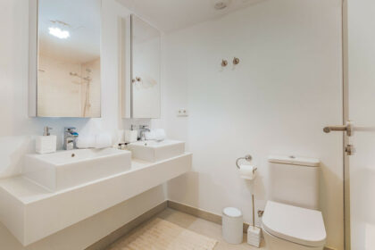 eff14d1206e45d8c3f1d91cb30e40da7 - 11