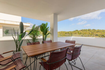 eff14d1206e45d8c3f1d91cb30e40da7 - 12