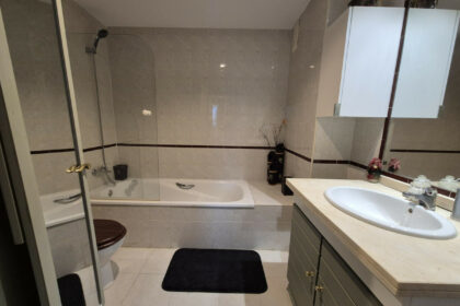 f0abd4ff25c9a9084016f68b44eaff8f - 25