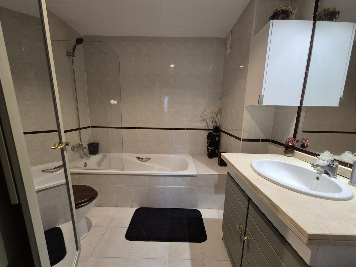 f0abd4ff25c9a9084016f68b44eaff8f - 25