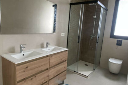 f0b047335fd00ae60c165bfdb43ebaa4 - 34