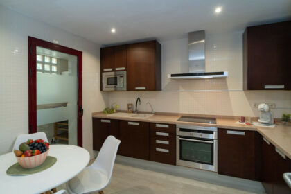 f0b18b813c293d1004cb207dbfecc610 - 17