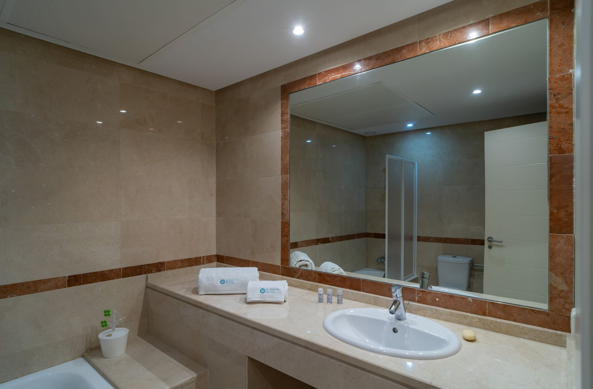 f0b18b813c293d1004cb207dbfecc610 - 25