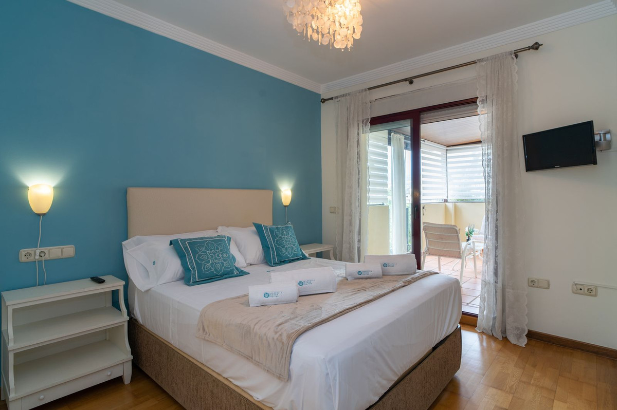 f0b18b813c293d1004cb207dbfecc610 - 27