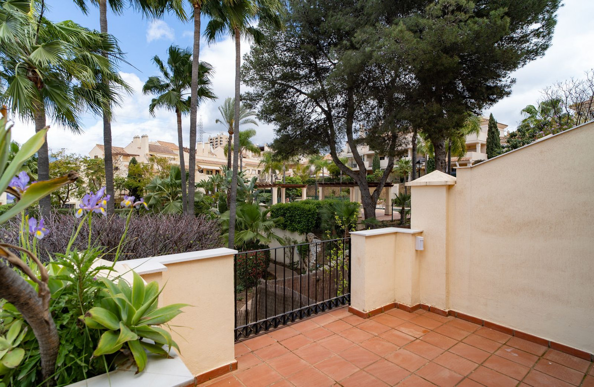 f0b18b813c293d1004cb207dbfecc610 - 45