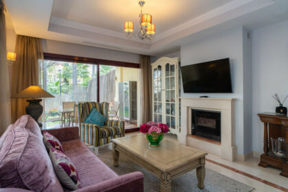 f0b18b813c293d1004cb207dbfecc610 - 5