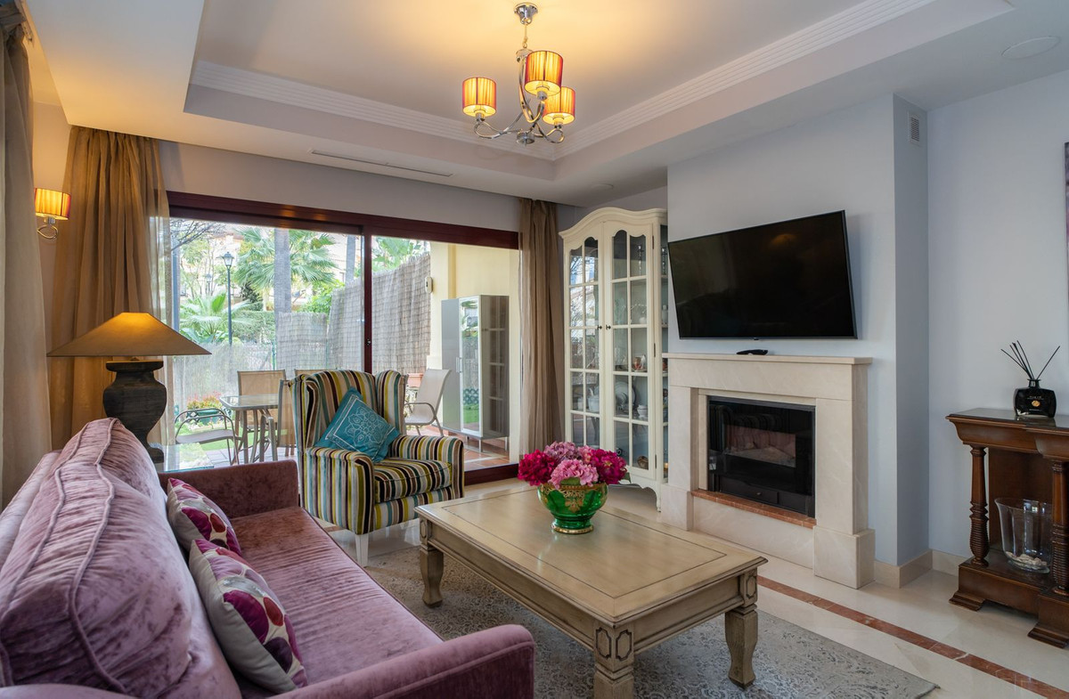 f0b18b813c293d1004cb207dbfecc610 - 5