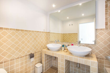 f0d1fa59908fe5d84bfeba6c2c0443dc - 15