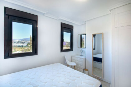 f0d1fa59908fe5d84bfeba6c2c0443dc - 22