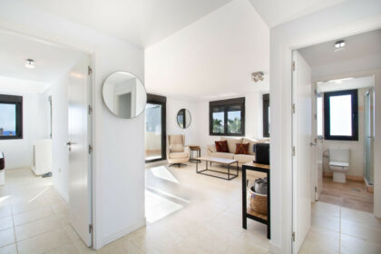 f0d1fa59908fe5d84bfeba6c2c0443dc - 8