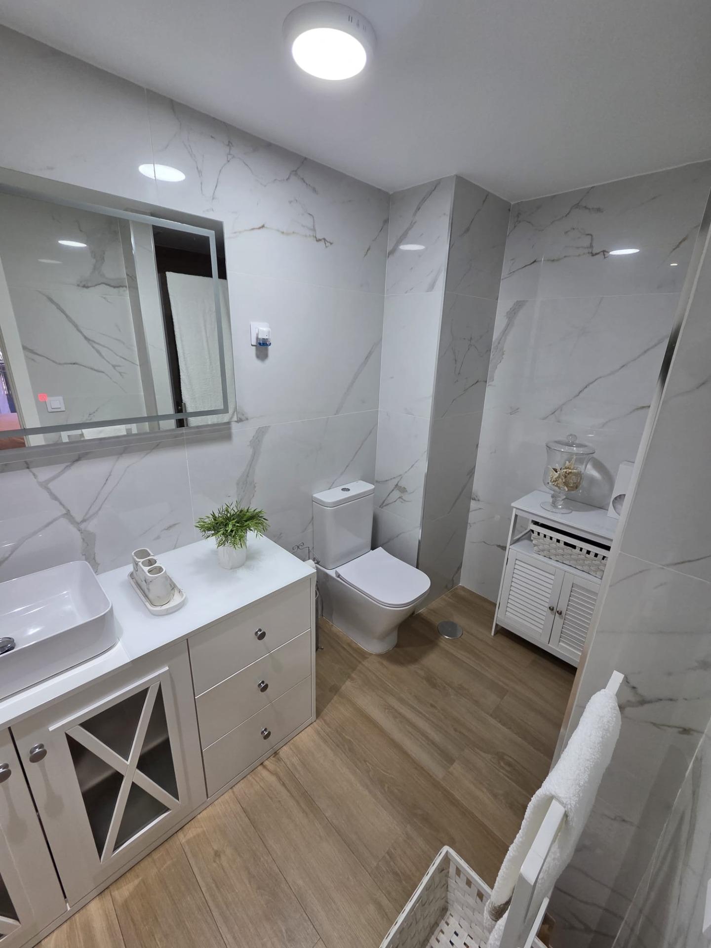 f0dec55e46966a64aece441f5043e0a5 - 11