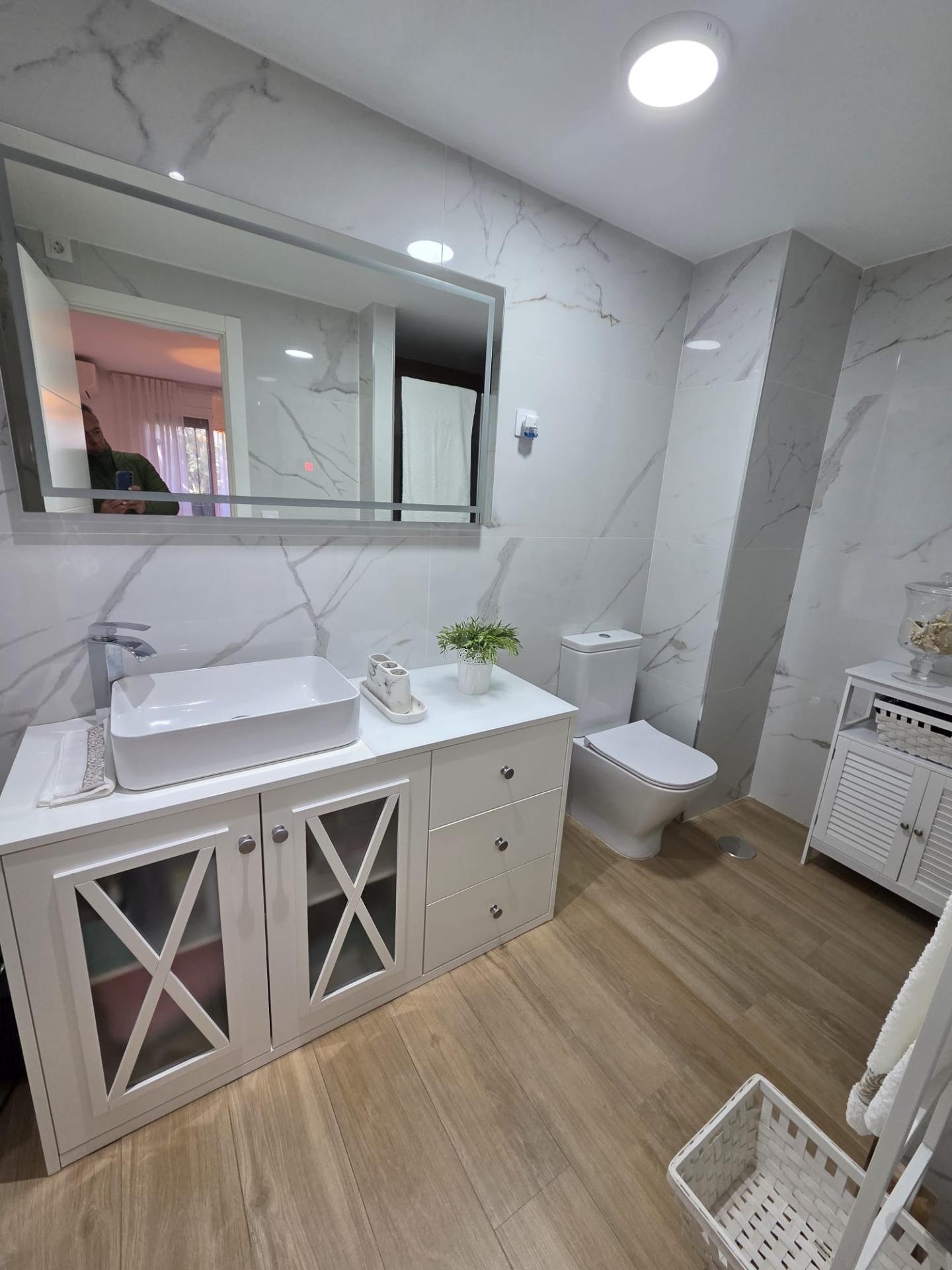 f0dec55e46966a64aece441f5043e0a5 - 12