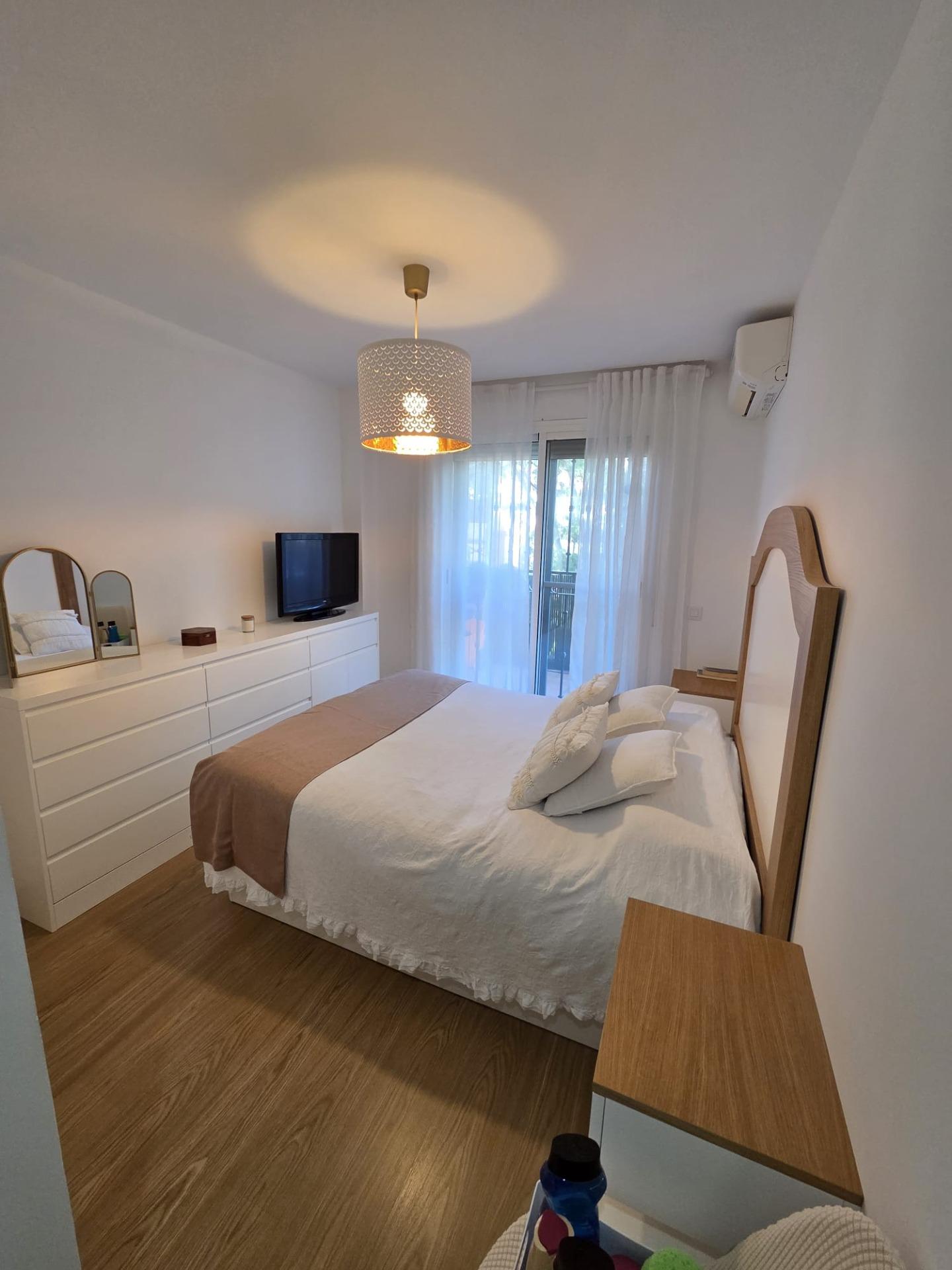 f0dec55e46966a64aece441f5043e0a5 - 14