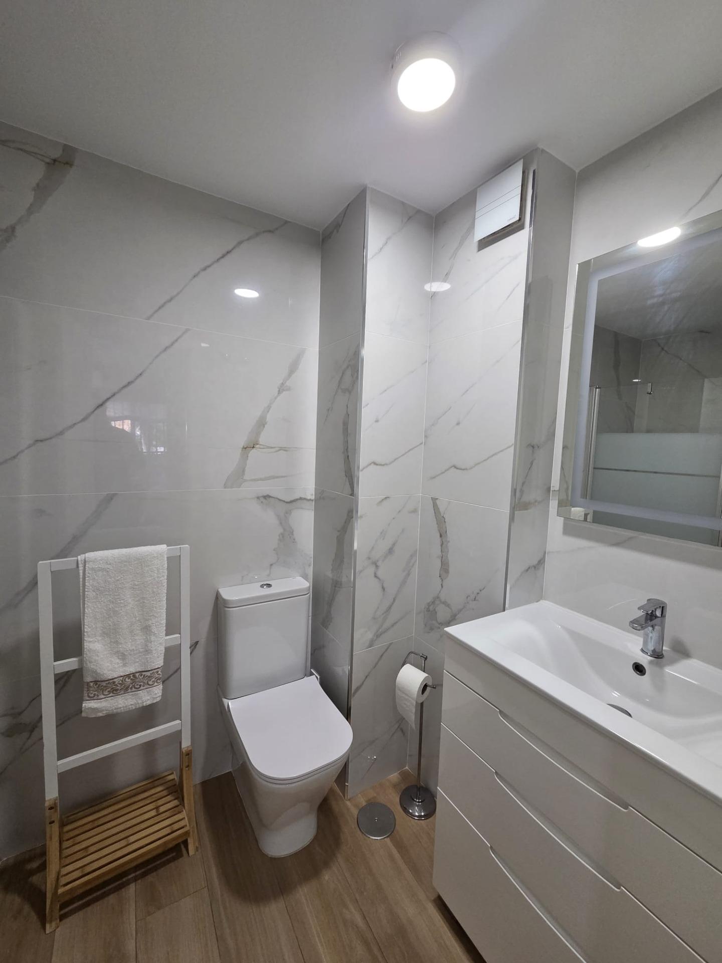 f0dec55e46966a64aece441f5043e0a5 - 16