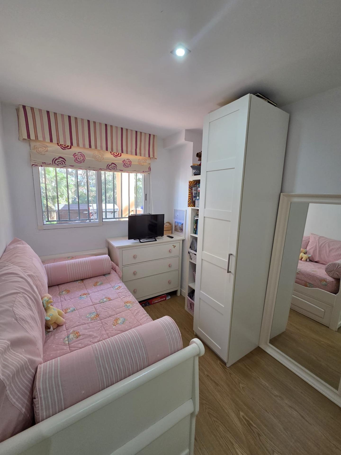 f0dec55e46966a64aece441f5043e0a5 - 20