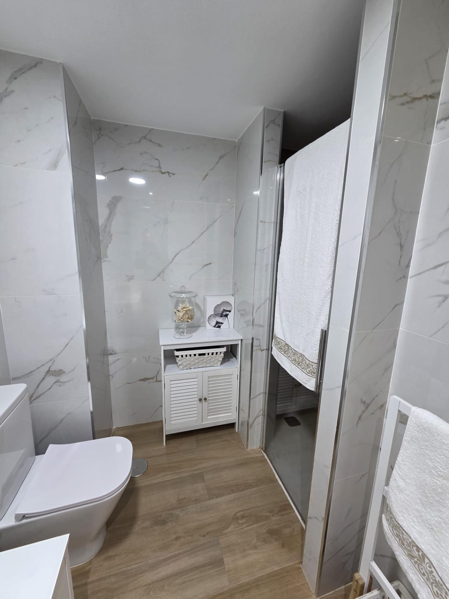 f0dec55e46966a64aece441f5043e0a5 - 7