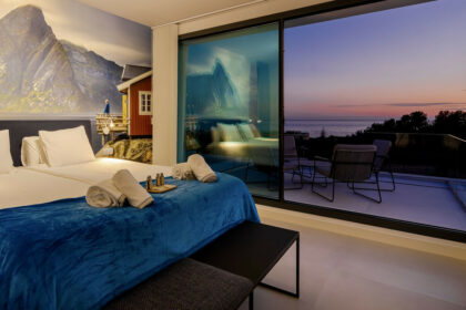 f1c36226e1644a301675a12107857477 - 18