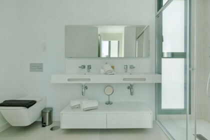 f1c36226e1644a301675a12107857477 - 23