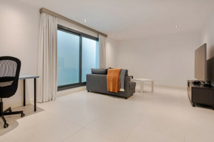 f1c36226e1644a301675a12107857477 - 25