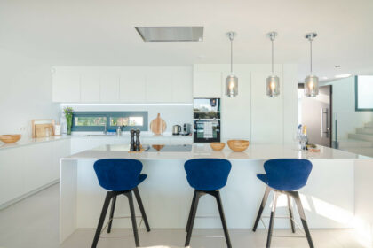 f1c36226e1644a301675a12107857477 - 6