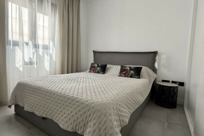 f2c8e9278a4e0d834a35a09e1940819d - 4