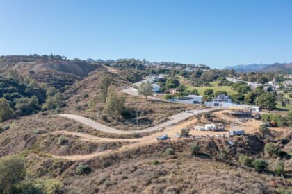 f2def1479ad501b5126b24713ec61102 - 19