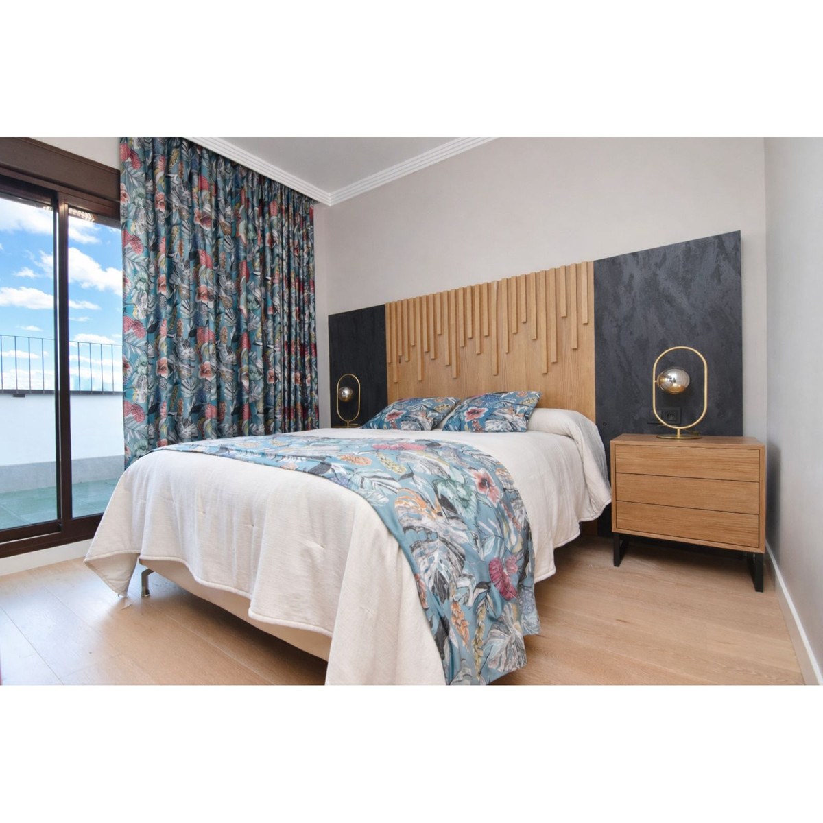 f3bbd94fc82e1d9516c87566200686bf - 16