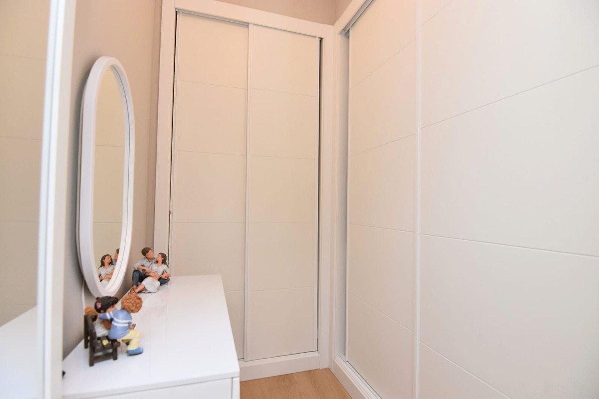 f3bbd94fc82e1d9516c87566200686bf - 18