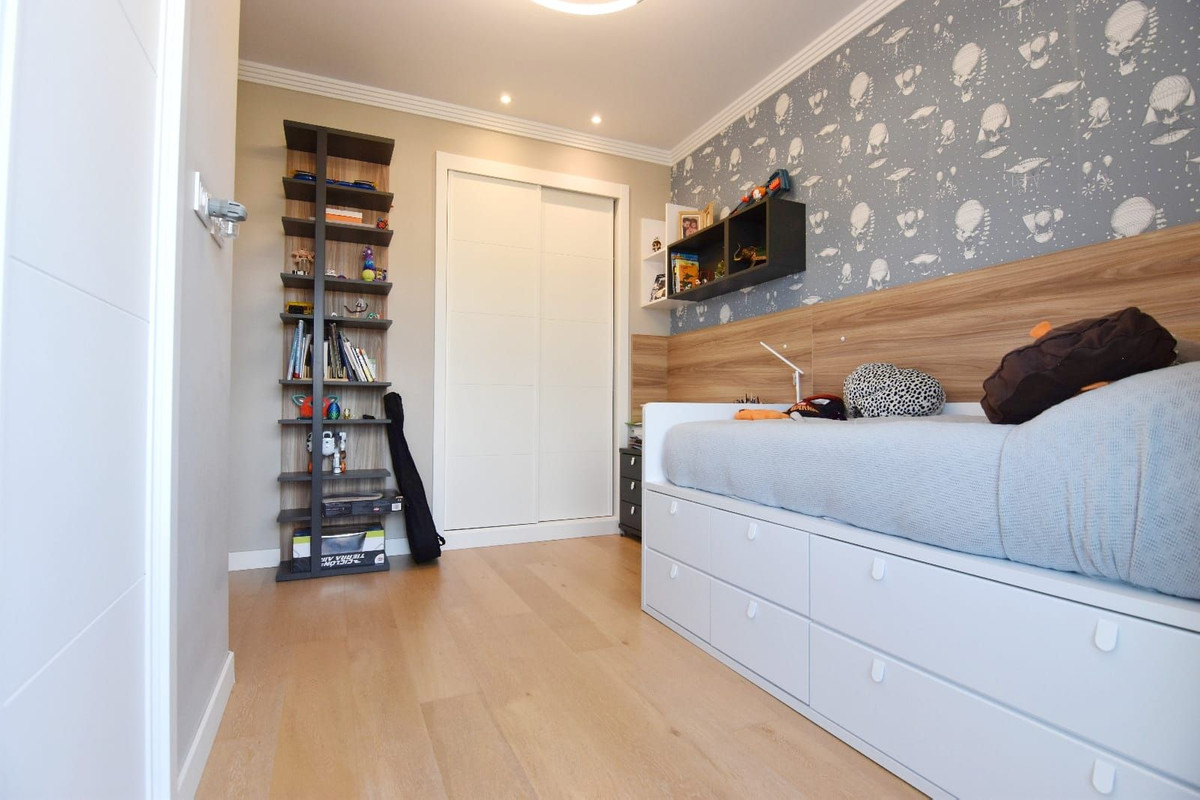 f3bbd94fc82e1d9516c87566200686bf - 20