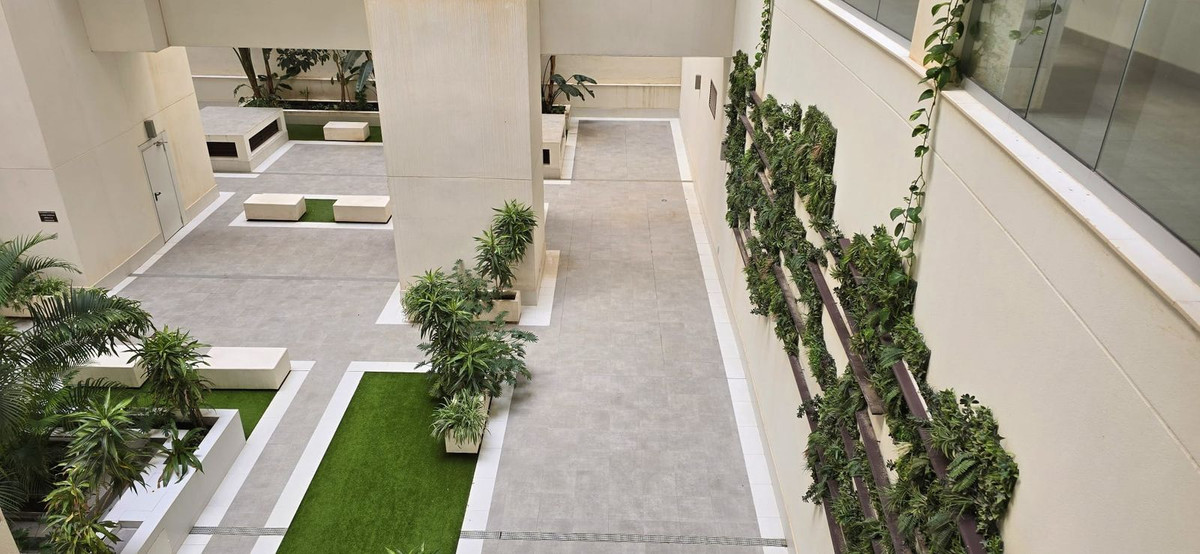 f3bbd94fc82e1d9516c87566200686bf - 33