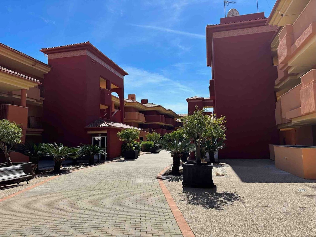 f4bc4fb8642b1dedc72c0664a079703a - 10