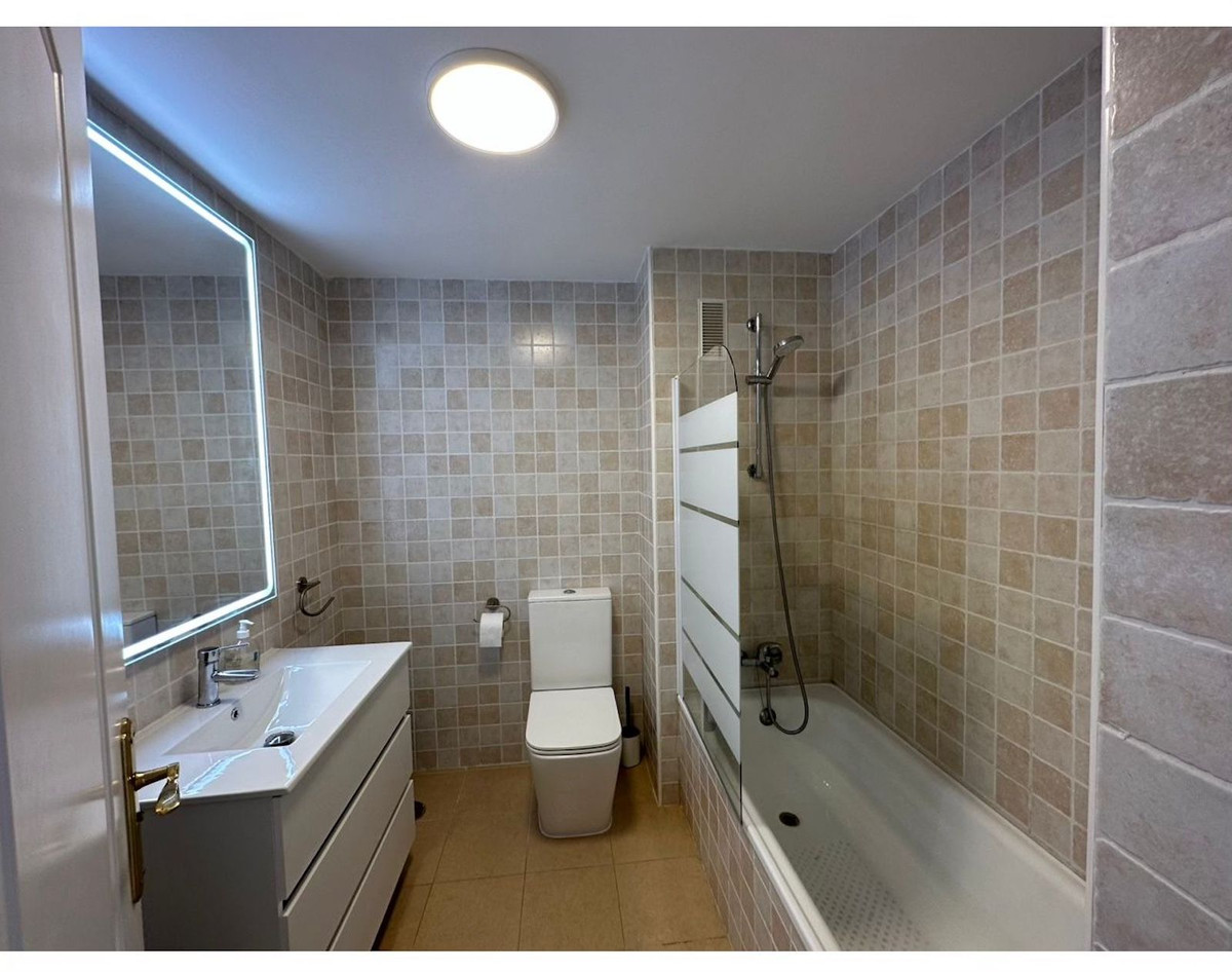 f4bc4fb8642b1dedc72c0664a079703a - 5